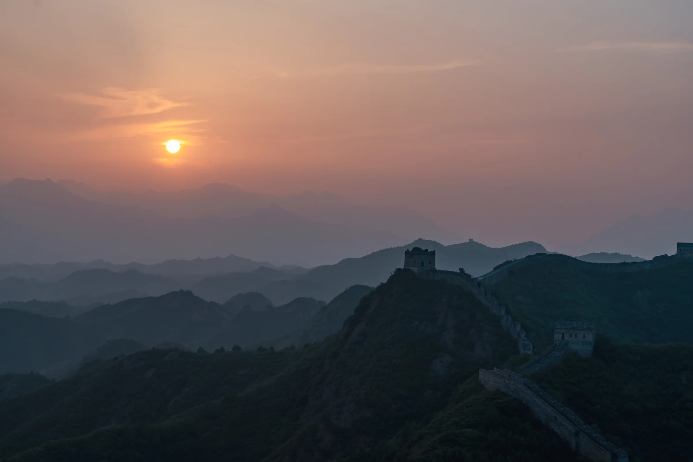 The Jinshanling ridge at sunset